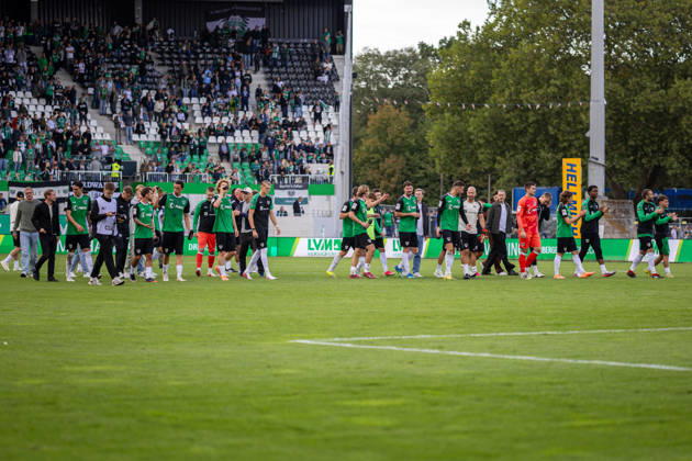 The SC Preussen Münster players celebrate their 2-1 victory after the final whistle. GER, SC Preussen Münster vs. TSV Havelse, Soccer, 3rd Division, Matchday 4, 2026-2027 season, September 5, 2026 DFL regulations prohibit the use of photographs as image sequences and or quasi-video footage. GER, SC Preussen Münster vs. TSV Havelse, soccer, 3. Liga, Matchday 4, 2026–2027 season, September 5, 2026, Münster Copyright: xEibner-Pressefoto JanxRollingerx EP_JSK