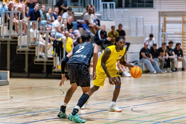 Tyrel Morgan Kreisbau Kirchheim Knights, 11 vs. Tim Smith Tuebingen Tigers, 02 Kreisbau Kirchheim Knights vs. Tuebingen Tigers, Basketball, Barmer Basketball 2. Bundesliga ProA, Exhibition Game, 2026–2027 Season, September 5, 2026, Kreisbau Kirchheim Knights vs. Tübingen Tigers, Basketball, Barmer Basketball 2. Bundesliga ProA, Exhibition Game, 2026–2027 Season, September 5, 2026, Kirchheim Copyright: xEibner-Pressefoto DavidexDixGiovannix EP_DGI