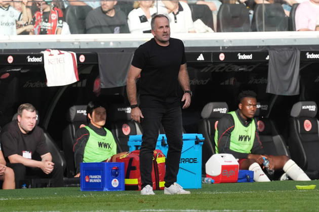 Coach Manuel Baum of FC Augsburg gestures on September 6, 2026, Bundesliga, 2026–27 season: Eintracht Frankfurt vs. FC Augsburg, Deutsche Bank Park, Matchday 2