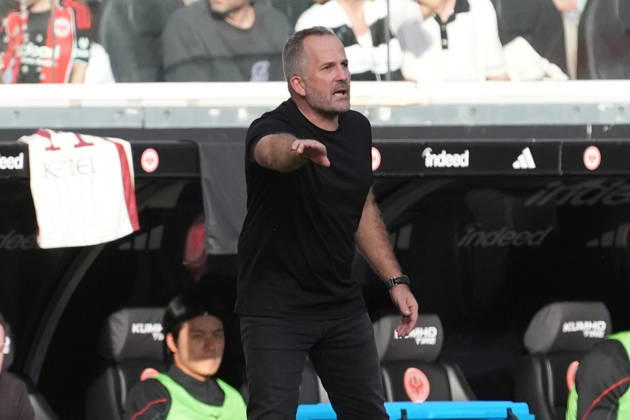 Coach Manuel Baum of FC Augsburg gestures on September 6, 2026, Bundesliga, 2026–27 season: Eintracht Frankfurt vs. FC Augsburg, Deutsche Bank Park, Matchday 2