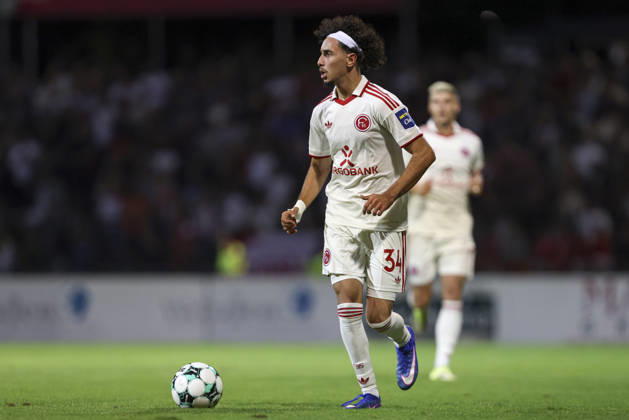 Anas Slimani of Fortuna Düsseldorf in action, on the ball, making a solo run during the 3. Liga match between SC Fortuna Köln and Fortuna Düsseldorf, Südstadion on September 6, 2026, in Cologne, Germany. Photo by Oliver Kaelke, DeFodi Images. Anas Slimani of Fortuna Düsseldorf controls the ball during the 3. Liga match between SC Fortuna Köln and Fortuna Düsseldorf at Südstadion on September 6, 2026 in Cologne, Germany. Photo by Oliver Kaelke, DeFodi Images. DFB and DFL regulations prohibit any use of photographs as image sequences and or quasi-video. Photo by Oliver Kaelke, DeFodi Images.