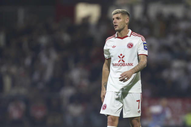 Erik Wekesser of Fortuna Düsseldorf watches during the 3. Liga match between SC Fortuna Cologne and Fortuna Düsseldorf, Südstadion on September 6, 2026, in Cologne, Germany. Photo by Oliver Kaelke, DeFodi Images. Erik Wekesser of Fortuna Düsseldorf looks on during the 3. Liga match between SC Fortuna Cologne and Fortuna Düsseldorf at Südstadion on September 6, 2026 in Cologne, Germany. Photo by Oliver Kaelke, DeFodi Images. DFB and DFL regulations prohibit any use of photographs as image sequences and or quasi-video. Photo by Oliver Kaelke, DeFodi Images.