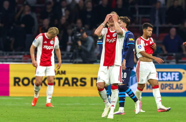 AMSTERDAM AFC Ajax Amsterdam midfielder Julian Brandt looks disappointed following the Vriendenloterij Eredivisie match between Ajax and PSV at the Johan Cruijff ArenA on September 5, 2026, in Amsterdam, the Netherlands PETER LOUS EYE4IMAGES DeFodi Images