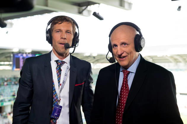Soccer, Allsvenskan, GAIS IFK Göteborg Arne Hegerfors is calling his final game as a commentator, here with co-commentator Jens Fjellström TV Commentator, Expert Commentator Gothenburg Sweden  Copyright: xDanielxStillerx