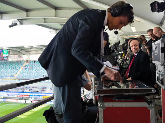 Soccer, Allsvenskan, GAIS IFK Göteborg Arne Hegerfors is calling his final game as a commentator, here with co-commentator Jens Fjellström TV Commentator, Expert Commentator Gothenburg Sweden  Copyright: xDanielxStillerx