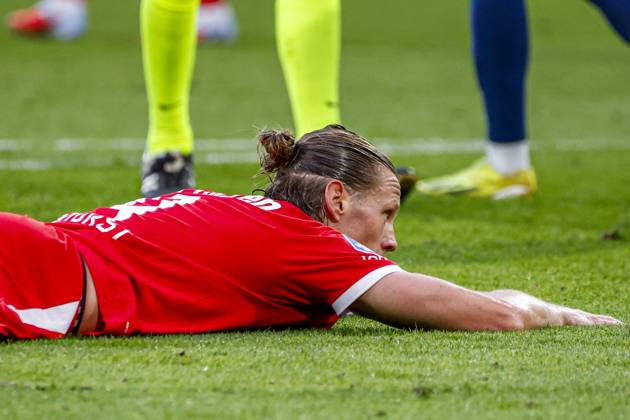 ENSCHEDE - Wout Weghorst of FC Twente reacts during the Eredivisie match between FC Twente and Telstar at De Grolsch Veste stadium on September 9, 2026, in Enschede, the Netherlands. WART BRINKERHOF ANP Eredivisie 2026 27 xVIxANPxSportx xMarcelxterxBalsxIVx 567771198 originalFilename: 567771198