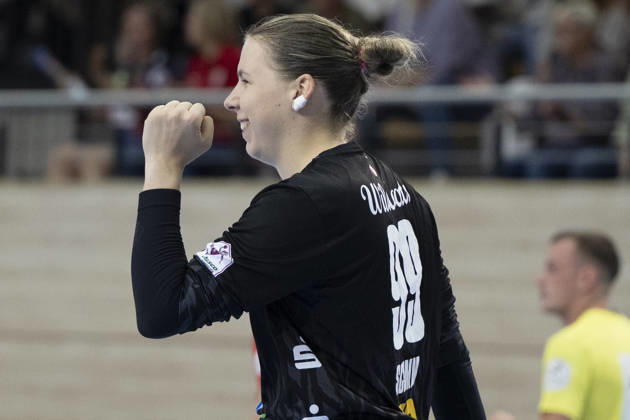 Alsco Women s Handball Bundesliga, 2026–2027 Season: SV Union Halle Neustadt vs. HSG Blomberg Lippe, Halle, Germany, September 9, 2026. Pictured: Goalkeeper Lena Schmied of Halle gesturing, Halle Saale SWH Arena, Saxony-Anhalt, Germany