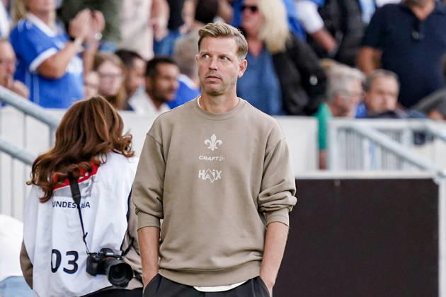 German Soccer Season 2026–2027, 2. Bundesliga, Matchday 5, SV Darmstadt 98 vs. Arminia Bielefeld, Merck Stadium at Böllenfalltor, Darmstadt, Florian Kohfeldt (Coach), SV Darmstadt 98, facial expressions, emotions, Darmstadt, Merck Stadium at Böllenfalltor, Germany Copyright: xBennetxLongx