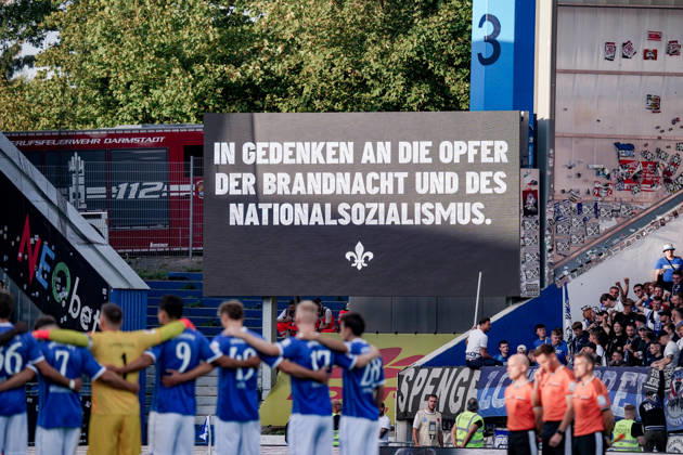 Germany Soccer Season 2026–2027, 2. Bundesliga, Matchday 5, SV Darmstadt 98 vs. Arminia Bielefeld, Merck Stadium at Böllenfalltor, Darmstadt—scoreboard, moment of remembrance, minute of silence, Darmstadt, Merck Stadium at Böllenfalltor, Germany Copyright: xBennetxLongx