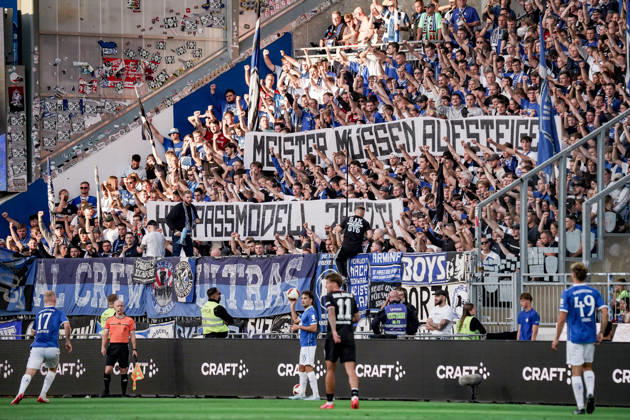 Germany Soccer Season 2026–2027, 2. Bundesliga, Matchday 5, SV Darmstadt 98 vs. Arminia Bielefeld, Merck Stadium at Böllenfalltor, Darmstadt—spectators, stadium, fans, stands, banners, protest, Darmstadt, Merck Stadium at Böllenfalltor, Germany Copyright: xBennetxLongx