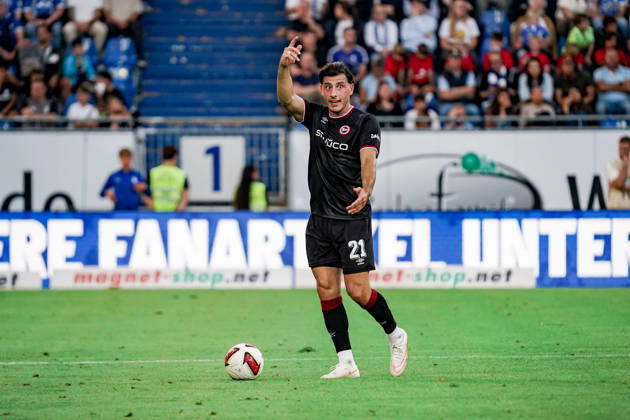 Germany Soccer Season 2026–2027, 2. Bundesliga, Matchday 5, SV Darmstadt 98 vs. Arminia Bielefeld, Merck Stadium at Böllenfalltor, Darmstadt, Stefano Russo, Arminia Bielefeld, No. 21 on the ball, in possession, gesture, body language, emotion, Darmstadt, Merck Stadium at Böllenfalltor, Germany Copyright: xBennetxLongx