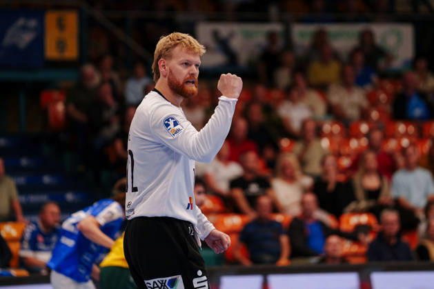 German Handball Bundesliga, Matchday 3: Dessau Roßlauer HV 06 vs. VfL Eintracht Hagen. Jonas Wilde of VfL Eintracht Hagen clenches his fist on September 11, 2026, at the Anhalt Arena, Dessau-Roßlau, Saxony-Anhalt; Dessau-Roßlau, Anhalt Arena, Saxony-Anhalt, Germany