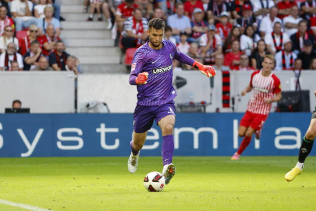Mio Backhaus, SC Freiburg, No. 1 on the Ball, Germany, Soccer, Bundesliga 1, Matchday 3, 2026–2027, SC Freiburg vs. Borussia Mönchengladbach, September 12, 2026, Freiburg im Breisgau, Europa-Park Stadium, Germany Copyright: xGrantxHubbsx