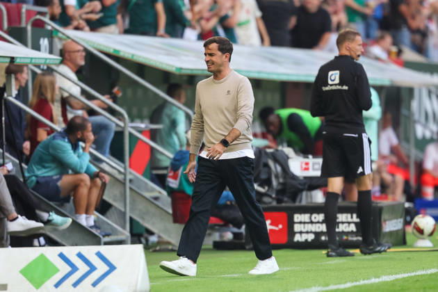Carles Martinez, Bayer 04 Leverkusen, Head Coach, GER, FC Augsburg vs. Bayer 04 Leverkusen, Soccer, Bundesliga, Matchday 3, 2026–2027 Season, September 12, 2026, DFL and DFB regulations prohibit any use of photographs as image sequences and or quasi-video, GER, FC Augsburg vs. Bayer 04 Leverkusen, Soccer, Bundesliga, Matchday 3, 2026–2027 Season, September 12, 2026, Augsburg Copyright: xEibner-Pressefoto JennixMaulx EP_JML