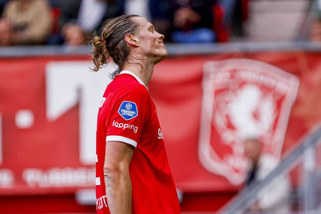 ENSCHEDE - Wout Weghorst of FC Twente reacts during the Eredivisie match between FC Twente and ADO Den Haag at De Grolsch Veste stadium on September 12, 2026, in Enschede, the Netherlands. WART BRINKERHOF ANP Eredivisie 2026 27 xVIxANPxSportx xMarcelxterxBalsxIVx 568304756 originalFilename: 568304756