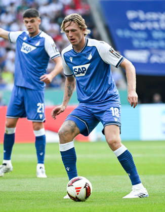 September 12, 2026, SNP Arena, Sinsheim, GER, 1. Bundesliga, TSG Hoffenheim vs. VfB Stuttgart, Wouter Burger (Hoffenheim). DFL regulations prohibit any use of photographs as image sequences and or quasi-video. Photo by Hasan Bratic, DeFodi Images