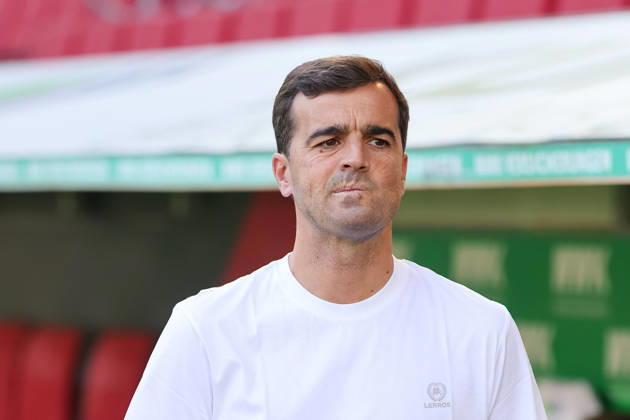 Carles Martinez, Bayer 04 Leverkusen, Head Coach before the game, close-up, portrait, facial expressions, GER, FC Augsburg vs. Bayer 04 Leverkusen, soccer, Bundesliga, Matchday 3, 2026–2027 season, September 12, 2026, DFL and DFB regulations prohibit any use of photographs as image sequences and or quasi-video, GER, FC Augsburg vs. Bayer 04 Leverkusen, soccer, Bundesliga, Matchday 3, 2026–2027 season, September 12, 2026, Augsburg Copyright: xEibner-Pressefoto JennixMaulx EP_JML