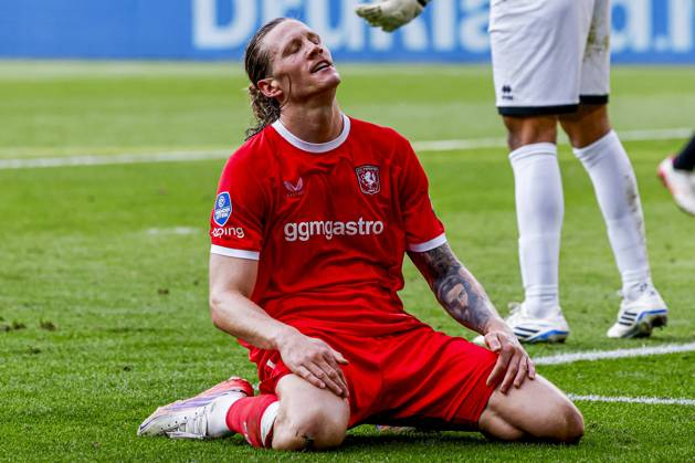 ENSCHEDE - Wout Weghorst of FC Twente reacts during the Eredivisie match between FC Twente and ADO Den Haag at De Grolsch Veste stadium on September 12, 2026, in Enschede, the Netherlands. WART BRINKERHOF ANP Eredivisie 2026 27 xVIxANPxSportx xMarcelxterxBalsxIVx 568381373 originalFilename: 568381373