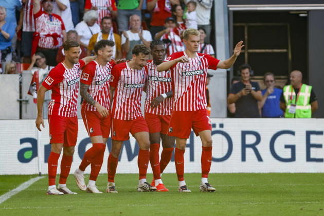 SC Freiburg celebrates Maximilian Eggestein s goal in the 5-0 win; SC Freiburg, 08; joy, excitement, positive emotions, goal, Germany, soccer, Bundesliga 1, Matchday 3, 2026–2027, SC Freiburg vs. Borussia Mönchengladbach, September 12, 2026, Freiburg im Breisgau, Europa-Park Stadium, Germany Copyright: xGrantxHubbsx
