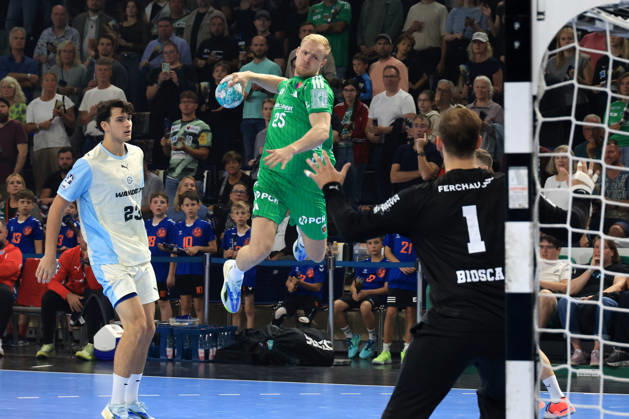September 13, 2026, GER Germany, Handball, 1st Bundesliga, August 27, 2026, 2026–2027 Season, Berlin, Fuechse Berlin vs. Gummersbach, Matthes Langhoff (Fuechse Berlin 25), Ignacio Biosca (VfL Gummersbach 1), Nikola Roganovic (VfL Gummersbach 23), nordphoto GmbH, Engler Berlin, Max Schmeling Halle, Berlin, Germany Copyright: xNordphotox xEnglerx