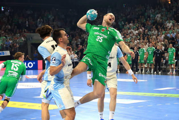 September 13, 2026, GER Germany, Handball, 1st Bundesliga, August 27, 2026, 2026–2027 season, Berlin, Fuechse Berlin vs. Gummersbach, Matthes Langhoff (Fuechse Berlin) 25, Milos Vujovic (VfL Gummersbach) 6, g nordphoto GmbH, Engler Berlin, Max Schmeling Halle, Berlin, Germany Copyright: xNordphotox xEnglerx