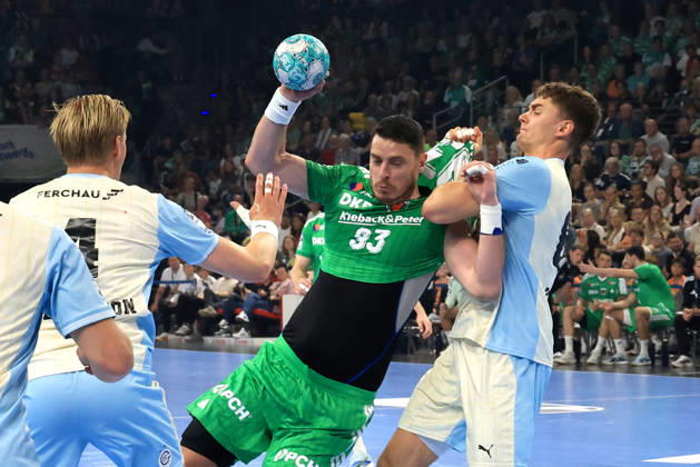 September 13, 2026, GER Germany, Handball, 1st Bundesliga, August 27, 2026, 2026–2027 season, Berlin, Fuechse Berlin vs. Gummersbach, Mijajlo Marsenic (Fuechse Berlin 93), STEPAN ZEMAN (VfL Gummersbach 66), nordphoto GmbH, Engler Berlin, Max Schmeling Hall, Berlin, Germany Copyright: xNordphotox xEnglerx
