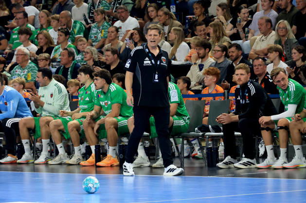September 13, 2026, GER Germany, Handball, 1st Bundesliga, August 27, 2026, 2026–2027 season, Berlin, Fuechse Berlin vs. Gummersbach; Head Coach Nicolej Krickau, Fuechse Berlin; Fuechse bench; nordphoto GmbH; Engler Berlin; Max Schmeling Halle, Berlin, Germany Copyright: xNordphotox xEnglerx