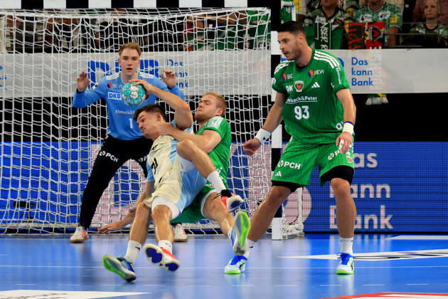 September 13, 2026, GER Germany, Handball, 1st Bundesliga, August 27, 2026, 2026–2027 season, Berlin, Fuechse Berlin vs. Gummersbach, Lasse Ludwig (Fuechse Berlin 1), g25, Mijajlo Marsenic (Fuechse Berlin 93), Kay Smits (VfL Gummersbach 31), nordphoto GmbH, Engler Berlin, Max Schmeling Halle, Berlin, Germany Copyright: xNordphotox xEnglerx