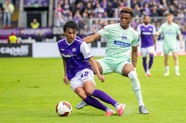 L R Jonathan Gomez (VfL Osnabrück), 42, in a tackle with Farid Alfa Ruprecht (Hertha BSC), 20, GER, VfL Osnabrück vs. Hertha BSC, Soccer, 2. Bundesliga, Matchday 5, 2026–2027 season, September 13, 2026 DFL regulations prohibit any use of photographs as image sequences and or quasi-video GER, VfL Osnabrück vs. Hertha BSC, soccer, 2. Bundesliga, Matchday 5, 2026–2027 season, September 13, 2026, Osnabrück Copyright: xEibner-Pressefoto JanxRollingerx EP_JSK
