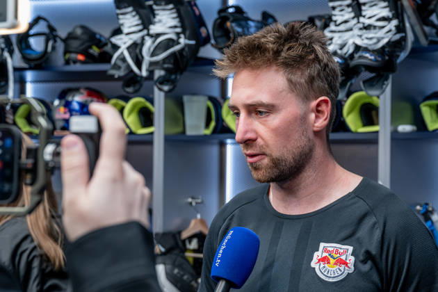 Maximilian Kastner, EHC Red Bull Munich, 93, during an interview in Germany; EHC Red Bull Munich; ice hockey; DEL; Open Locker Room; September 14, 2026; Photo: HMB Media, Heike Feiner Copyright: HMBxMedia HeikexFeiner
