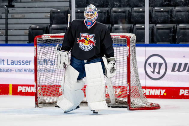 Mathias Niederberger, goaltender, EHC Red Bull Munich, 35, GER, EHC Red Bull Munich, ice hockey, training session ahead of the DEL season opener, September 14, 2026. Photo: HMB Media, Heike Feiner Copyright: HMBxMedia HeikexFeiner
