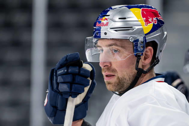 Maximilian Kastner, EHC Red Bull Munich, 93 Portrait GER, EHC Red Bull Munich, ice hockey, training session ahead of the DEL season opener, September 14, 2026. Photo: HMB Media, Heike Feiner Copyright: HMBxMedia HeikexFeiner