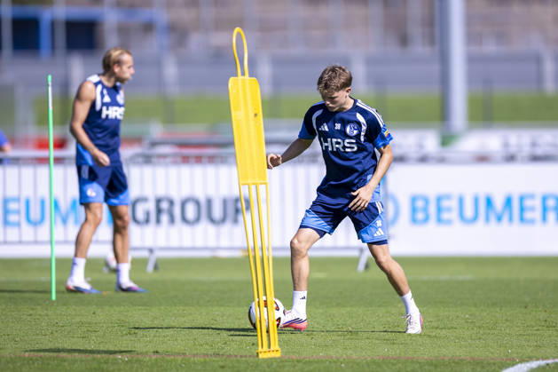 September 15, 2026, Soccer, FC Schalke 04 Practice Luca Vozar FC Schalke 04 Gelsenkirchen FC Schalke 04 Training Facility NRW Germany xRHR PHOTO YYx Copyright: RHR-FOTOx RHR-FOTO YY