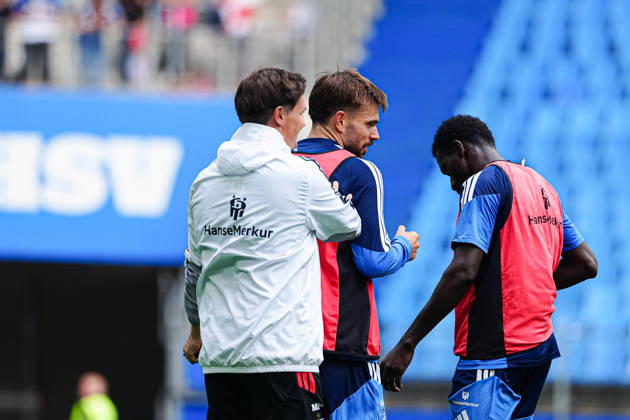 Merlin Polzin, Hamburger SV, Coach; Mario Vuskovic, Hamburger SV, 44, GER; Hamburger SV practice; soccer; Bundesliga 1; 2026–2027 season; September 15, 2026, GER, Hamburger SV training, soccer, Bundesliga 1, 2026–2027 season, September 15, 2026, Hamburg Copyright: xEibner-Pressefoto MarcelxvonxFehrnx EP_MFN