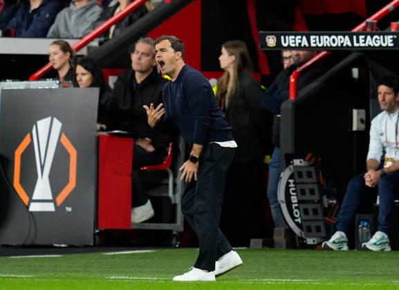 Carles Martinez, head coach of Bayer 04 Leverkusen, reacts (GER), Bayer 04 Leverkusen vs. NK Celje, UEFA Europa League, Matchday 1, 2026–27 season, BayArena, Leverkusen, September 16, 2026. DFL regulations prohibit any use of photographs as image sequences and or quasi-video. Bayer 04 Leverkusen vs. Celje, UEFA Europa League, Matchday 1, 2026–27 season, September 16, 2026, Leverkusen Copyright: xEibner-Pressefoto ScottxColemanx EP_SCN