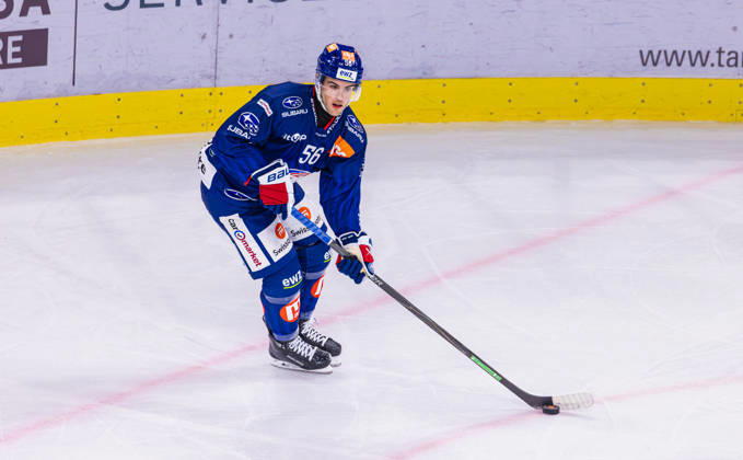 Ice Hockey National League Regular Season: ZSC Lions vs. SC Ber Zurich, Switzerland, September 15, 2026. No. 56 Tim Berni, defenseman for the ZSC Lions, with the puck Copyright: xAndreasxHaasx