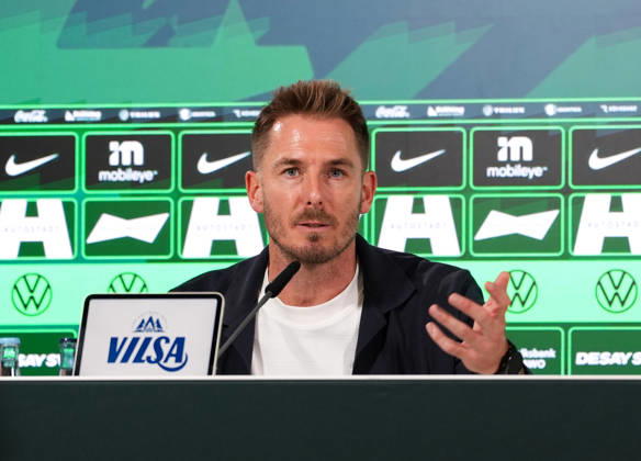 Tobias Strobl, head coach of VfL Wolfsburg, participates in a post-match press conference (GER), VfL Wolfsburg vs. SV Darmstadt 98, 2. Bundesliga, Matchday 6, 2026–27 season, Volkswagen Arena, Wolfsburg, September 18, 2026. DFL regulations prohibit any use of photographs as image sequences and or quasi-video. VfL Wolfsburg vs. SV Darmstadt 98, 2. Bundesliga, Matchday 6, 2026–27 season, September 18, 2026, Wolfsburg Copyright: xEibner-Pressefoto ScottxColemanx EP_SCN