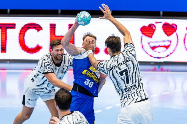 September 18, 2026, GER, Handball, Men, 2026–2027 Season, Opel 1st Division, Matchday 5, ThSV Eisenach vs. THW Kiel: Julian Koester (THW Kiel), Dominik Solak (ThSV Eisenach), 30 99817 Eisenach, Werner Assmann Hall, Am Sportpark, Thuringia, Germany