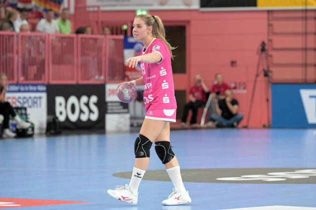Johanna Farkas, TusSies Metzingen, 19 on the ball: TusSies Metzingen vs. Thueringer HC, Handball, Alsco HBF, Matchday 4, 2026–2027 Season, September 19, 2026, TusSies Metzingen vs. Thueringer HC, Handball, Alsco HBF, Matchday 4, 2026–2027 Season, September 19, 2026, Tübingen Copyright: xEibner-Pressefotox EP_TBR