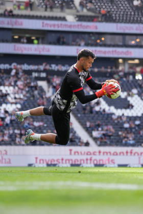 Mio Backhaus, SC Freiburg, No. 1 on the Ball, Germany, Soccer, Bundesliga 1, Matchday 4, 2026–2027, Eintracht Frankfurt vs. SC Freiburg, September 19, 2026, Deutsche Bank Park, Frankfurt, Hesse, Germany Copyright: xArnexAmbergx