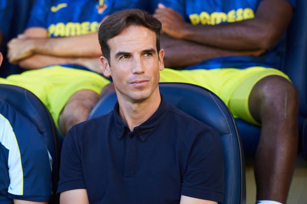 Head Coach Ínigo Pérez of Villarreal CF during the LaLiga EA Sports match between Villarreal CF and Levante UD at Estadio de la Cerámica on September 20, 2026, in Villarreal, Spain
