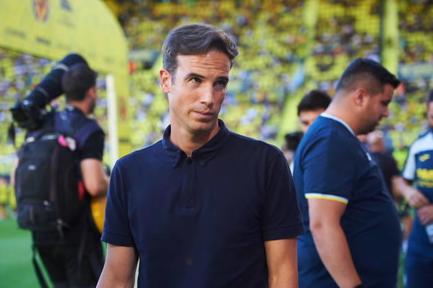 Head coach Inigo Perez of Villarreal CF during the LaLiga EA Sports match between Villarreal CF and Levante UD at Estadio de la Ceramica on September 20, 2026, in Villarreal, Spain