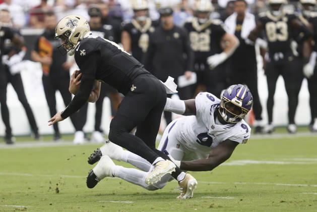 New Orleans Saints quarterback Tyler Shough (6) under pressure by Baltimore Ravens linebacker Zion Young (9). Sep 20, 2026; Baltimore, MD, USA; at M&T Bank Stadium. Mandatory Credit: -Cal Media Baltimore USA - ZUMAc04_ 20260920_zma_c04_027 Copyright: xMikexBuscherx