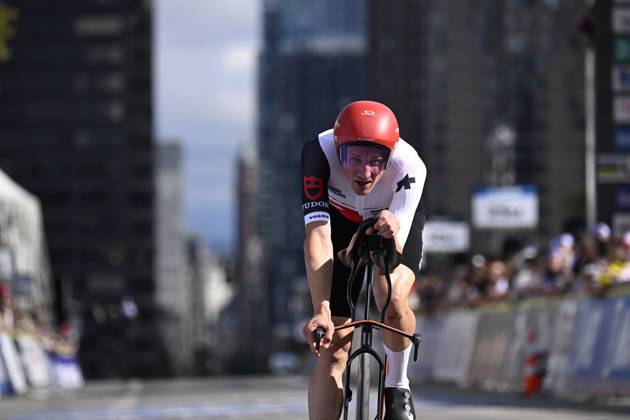 Switzerland s Stefan Kung pictured in action during the men s elite individual time trial race (39,2km) at the cycling UCI Road World Championship, WM, Weltmeisterschaft in Montreal, Canada, Sunday 20 September 2026. JASPERxJACOBS  x187199057x