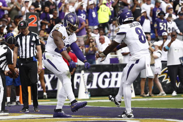 Baltimore Ravens running back Derrick Henry (22) celebrates his rushing touchdown with quarterback Lamar Jackson (8) during the first half of an NFL, American Football Herren, USA game against the New Orleans Saints. Sep 20, 2026; Baltimore, MD, USA; at M&T Bank Stadium. New Orleans won 24-17. Mandatory Credit: -Cal Media NFL 2026: Saints Vs Ravens SEP 20 - ZUMAc04_ 20260920_zma_c04_085 Copyright: xMikexBuscherx