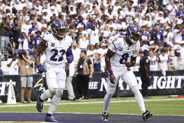 Baltimore Ravens running back Derrick Henry (22) celebrates his rushing touchdown with quarterback Lamar Jackson (8) during the first half of an NFL, American Football Herren, USA game against the New Orleans Saints. Sep 20, 2026; Baltimore, MD, USA; at M&T Bank Stadium. New Orleans won 24-17. Mandatory Credit: -Cal Media NFL 2026: Saints Vs Ravens SEP 20 - ZUMAc04_ 20260920_zma_c04_090 Copyright: xMikexBuscherx