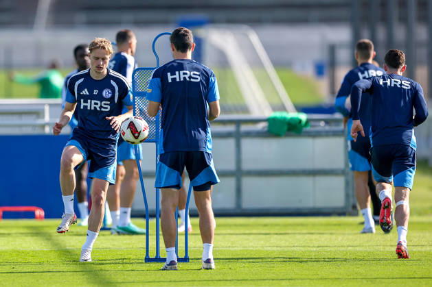 September 23, 2026, Soccer, FC Schalke 04 practice Finn Porath FC Schalke 04 Gelsenkirchen FC Schalke 04 training facility NRW Germany xRHR PHOTO YYx Copyright: RHR-FOTOx RHR-FOTO YY