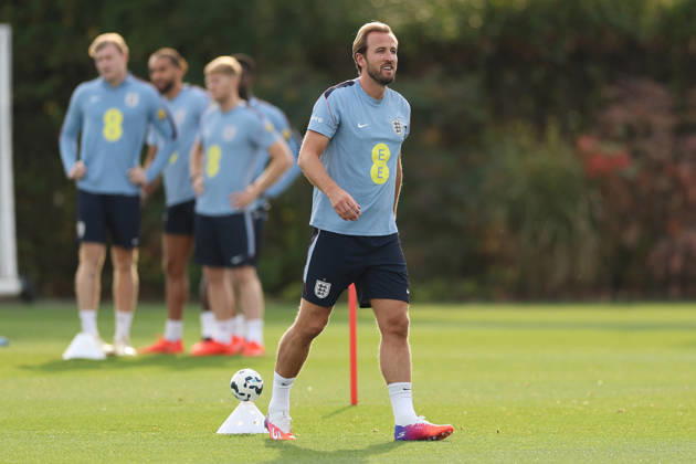 England MD-1 Training, Nations League Harry Kane smiles of England during the England MD-1 training session ahead of the 2026 27 UEFA Nations League Group A3 match vs Spain, Tottenham Hotspur Training Ground, Enfield, England on 25 September 2026 Credit: Tiego Grenho Every Second Media Editorial use only. All images are copyright Every Second Media Limited. No images may be reproduced without prior permission. Copyright: xIMAGO EveryxSecondxMediax ESM-2188-0037 TiegoxGrenhox xEveryxSecondxMediax