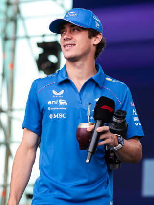 COLAPINTO Franco (ARG), Alpine F1 Team A526, portrait, F1 GP 15 Baku 2026; RUSSELL George (GBR), Mercedes AMG F1 Team W17, portrait, F1 GP 15 Baku 2026; COLAPINTO Franco (ARG), Alpine F1 Team A526, portrait during the 2026 Formula 1 Azerbaijan Grand Prix, the 15th round of the 2026 Formula One World Championship held from September 24 to 26, 2026 on the Baku City Circuit, in Baku, Azerbaijan. Photo by Eric Alonso, DPPI Azerbaijan