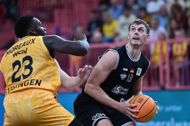 Lorenz Brenneke, MLP Academics Heidelberg, 19 GER, Tigers Tübingen vs. MLP Academics Heidelberg, Basketball, ProA, Matchday 1, 2026–2027 season, September 26, 2026 GER, Tigers Tübingen vs. MLP Academics Heidelberg, Basketball, ProA, Matchday 1, 2026–2027 Season, September 26, 2026 Tigers Tübingen Copyright: xEibner-Pressefoto NicolasxWoernx EP_NWN